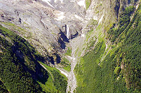 Водопады Домбая Джугутурлучатский водопад